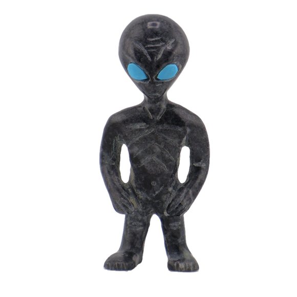 Zuni Fetish Hand-Carved Stone Alien Area 51 Figurine Native NA Collectible Art * - Picture 1 of 8